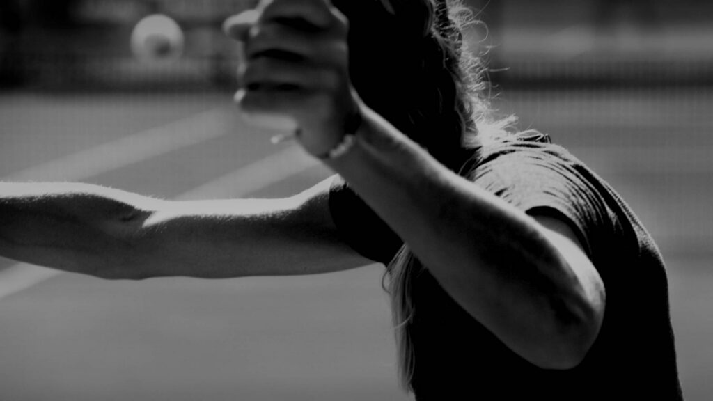 This image of Arantxa Rus came into being in Leipzig 2017. I had been at the WTA events in Strasbourg and Stuttgart that year without accreditation, which forces the tog (photographer) to being a bit creative as to selecting worthwhile yet unusual angles. In Leipzig I had a badge and could move freely, but as you see by then I already had acquired a taste for that creativity. With this result I am especially happy due to its authentic subjective intensity.