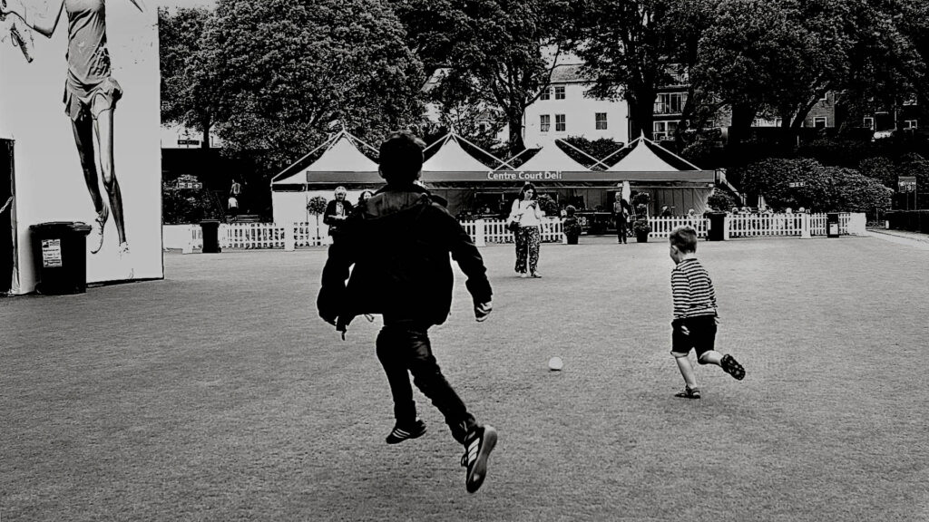 One of the top memories from my active time is the cozy qualifying weekend in Eastbourne 2016. Back then I was not as focused as I became later and my eyes were looking for everything interesting on and off court. This snapshot of frolicking boys with the deli in the back is dear to me.